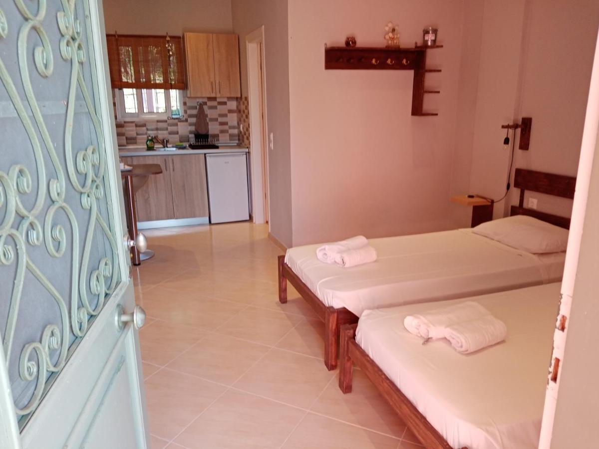 Maria Corfu Apartments Mesongí Buitenkant foto